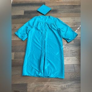 Jostens Turquoise Graduation Cap & Gown Set High School Unisex One Size
